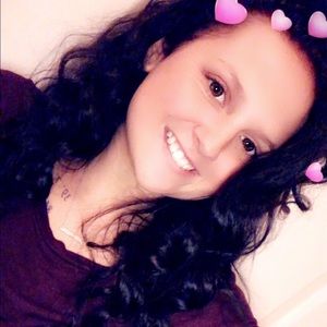 Meet your Posher, Kaitlynn